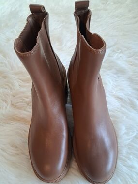 Steve Madden Brown Lug Sole Ankle Boots  New